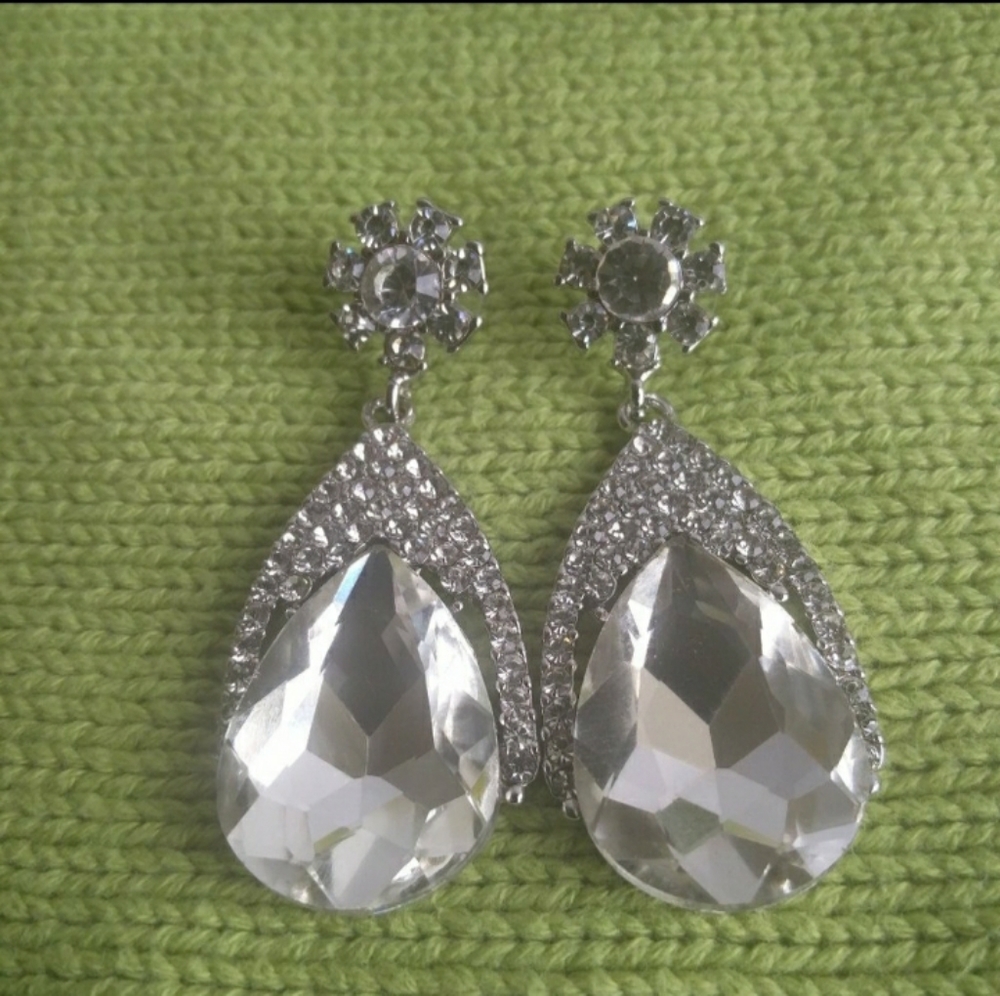Dangle Silver Stone Earrings